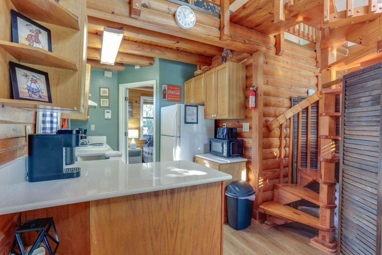 Okeechobee Cabin With Patio And Community Pool! Eksteriør billede