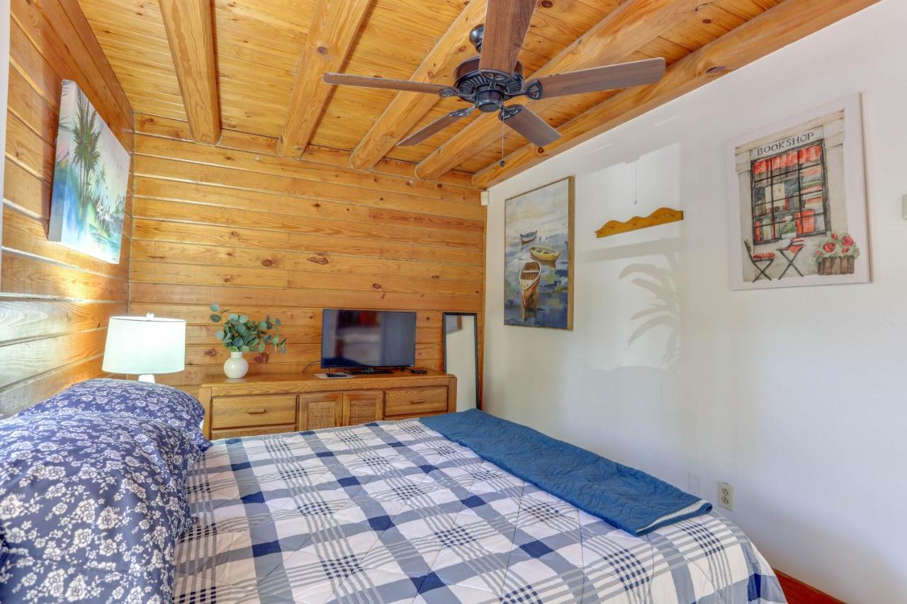 Okeechobee Cabin With Patio And Community Pool! Eksteriør billede