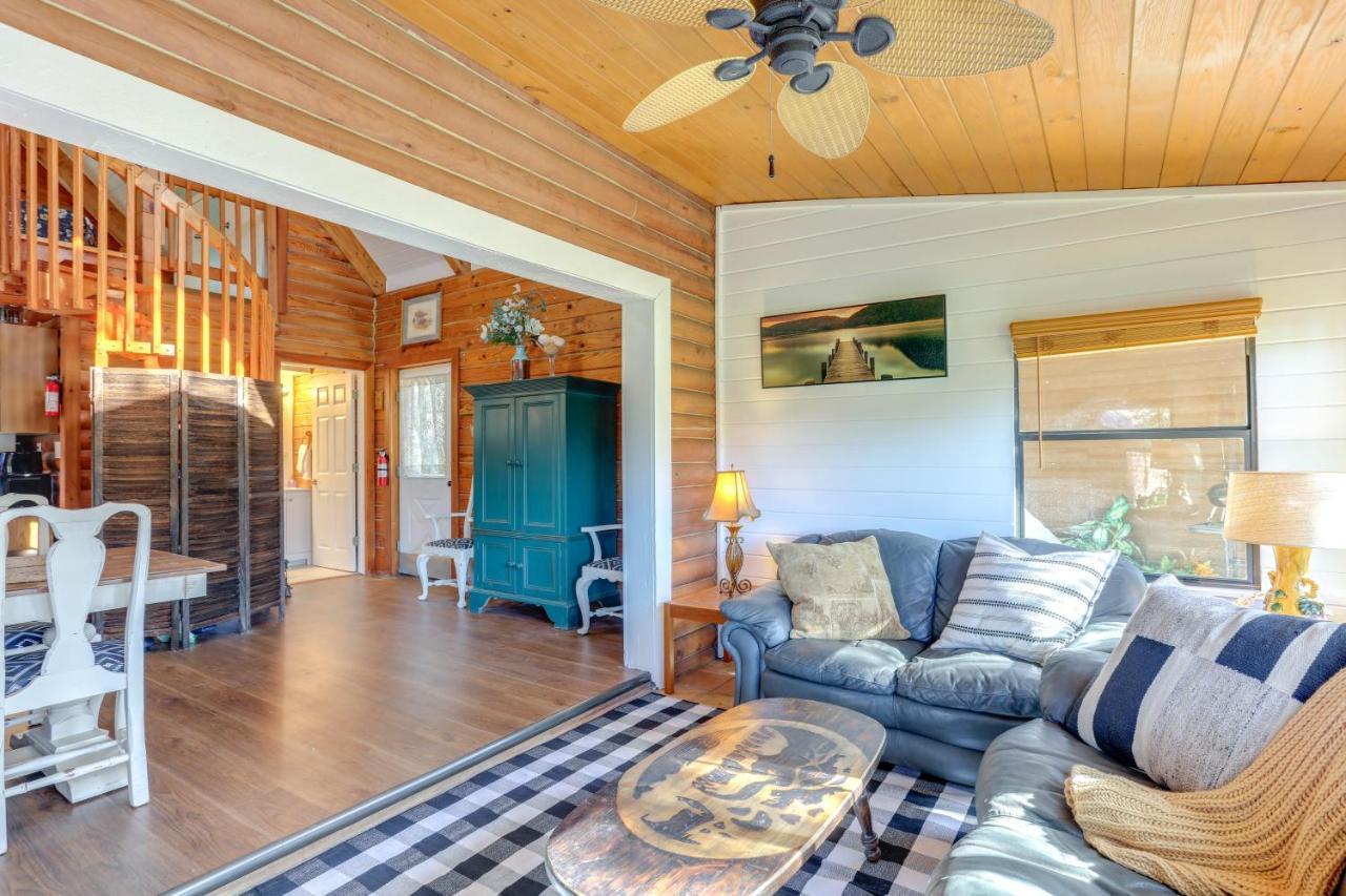 Okeechobee Cabin With Patio And Community Pool! Eksteriør billede